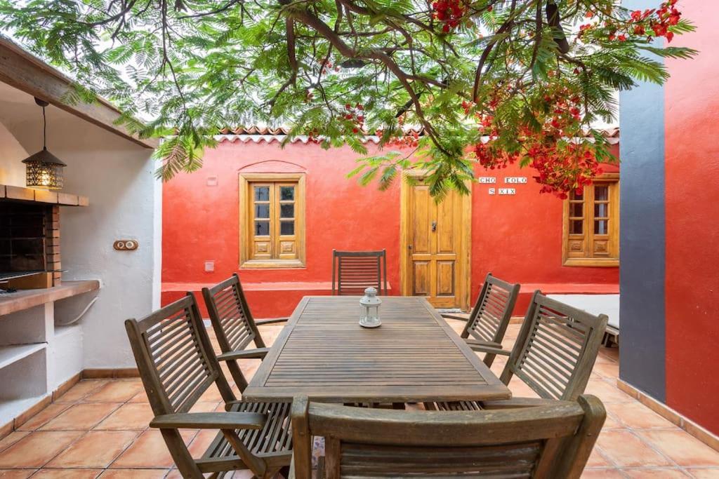 Rural House With Traditional Architecture S. XIX サンタクルスデテネリフェ エクステリア 写真